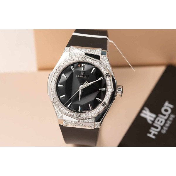 Hublot Classic Fusion Orlinski Titanium Alternative Pavé Black Dial Customized Lab-grown Diamonds APS 40mm