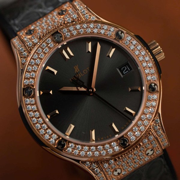 Hublot Classic Fusion King Gold Pavé CZ Stones Grey Dial Leather Strap Lady Watch Replica 33mm