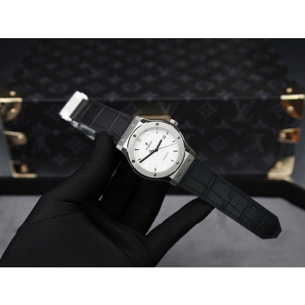 Hublot Classic Fusion Titanium White Dial Leather Strap 1:1 Copy 42mm