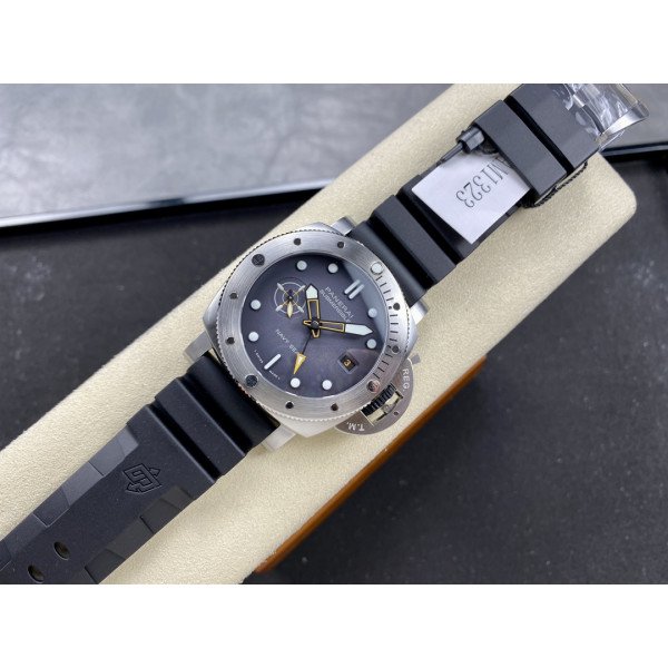 Panerai Submersible GMT Navy Seals PAM 1323 Grey Dial Rubber Strap Best Replica VSF 44mm