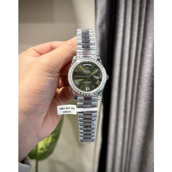 Rolex Day-Date 228239 Green Roman Dial Custom Baguette Moissanite Bezel GMF V3 Best Replica 40mm