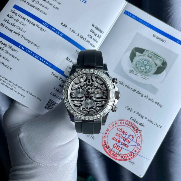 Rolex Daytona ‘Eye of the Tiger’ 116589TBR Custom Moissanite Rubber Strap Best Replica 40mm