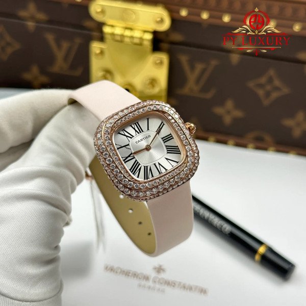 Cartier Coussin Medium Model WJCS0005 Rose Gold Spiral-set Diamonds Silver Dial Best Replica 30.4 x 31.1mm