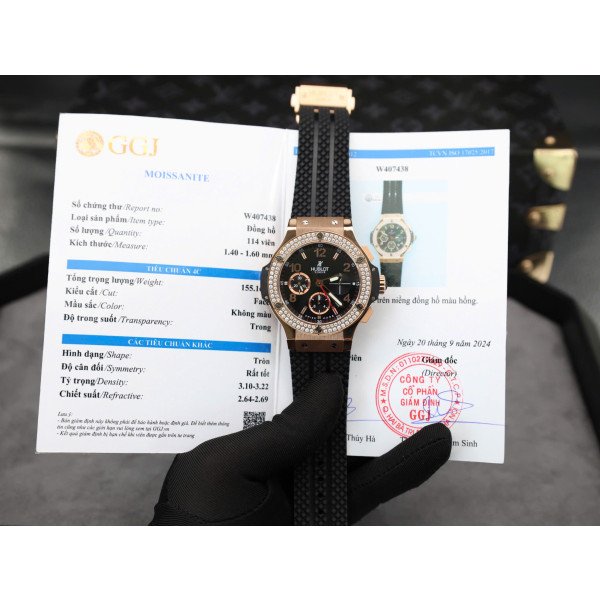 Hublot Big Bang Chronograph King Gold Black Dial Custom Moissanite Bezel Replica 41mm