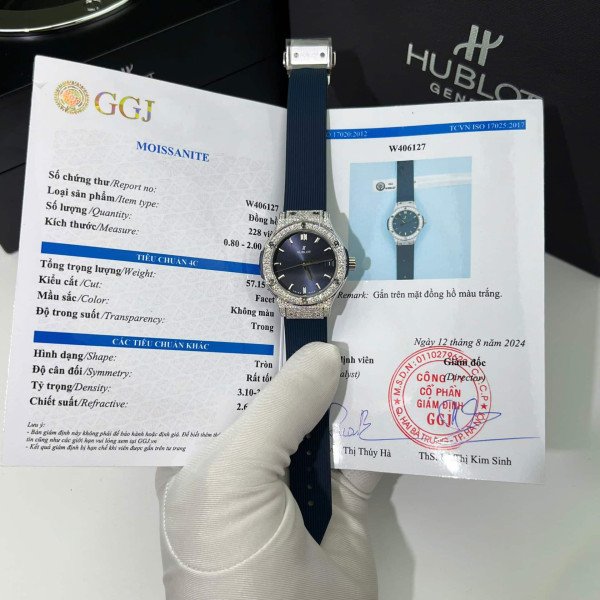 Hublot Classic Fusion Titanium Pavé Blue Dial Rubber Custom Moissanite 33mm