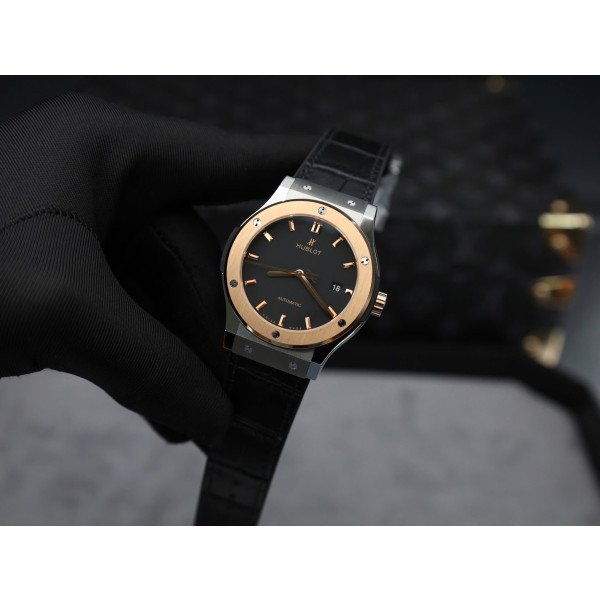 Hublot Classic Fusion Titanium King Gold Black Dial Best Replica 42mm