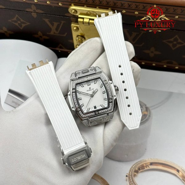 Hublot Spirit of Big Bang Titanium White Pavé Rubber Strap Replica 39mm