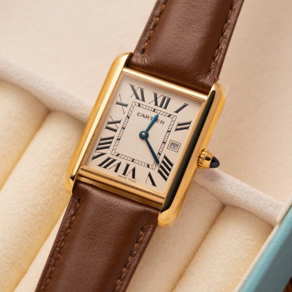 Cartier Tank Louis W1529756 Yellow Gold Leather Replica AF 33.7mm x 25.5mm