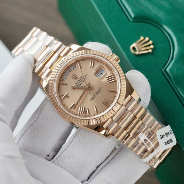 Rolex Day-Date 228235 Pink Roman Dial 18K Gold Wrapped Best Replica V3 GMF 40mm