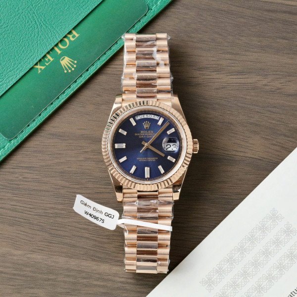 Rolex Day-Date 40 Blue Baguette Dial 18K Rose Gold Wrapped Best Replica Q Factory 40mm