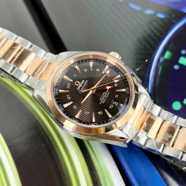 Omega Seamaster Aqua Terra GMT Two Tone Rose Gold Brown Dial Best Replica VSF 43mm