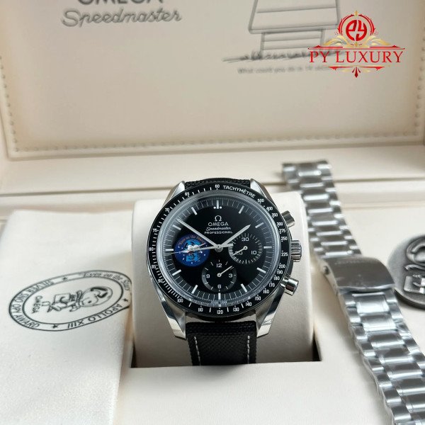 Omega Speedmaster Silver Snoopy 50th Anniversary Black Dial Best Replica 42mm