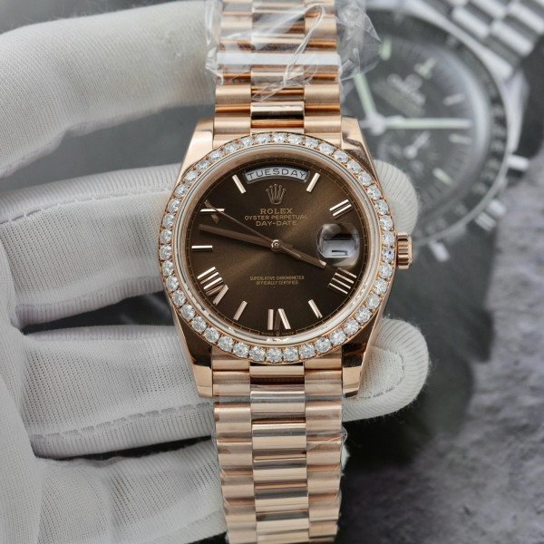 Rolex Day-Date 228345RBR-0009 18k Gold Wrapped Chocolate Roman Index Dial Moissanite Bezel GMF V3 40mm