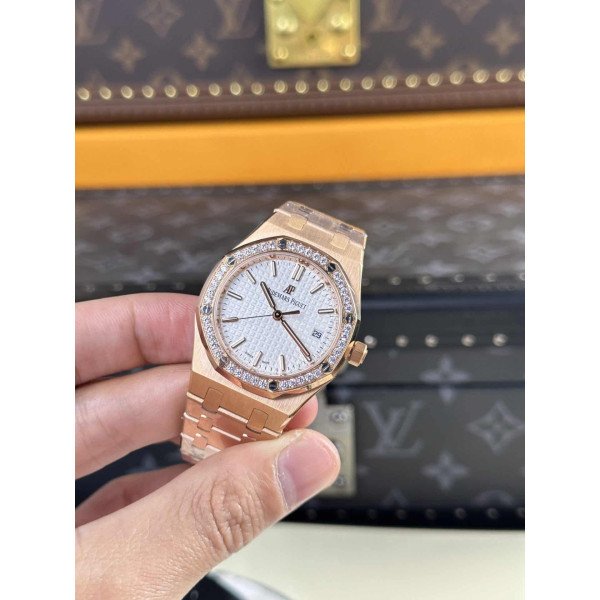 Audemars Piguet Royal Oak 77351OR Rose Gold White Dial Diamond Bezel Replica 34mm