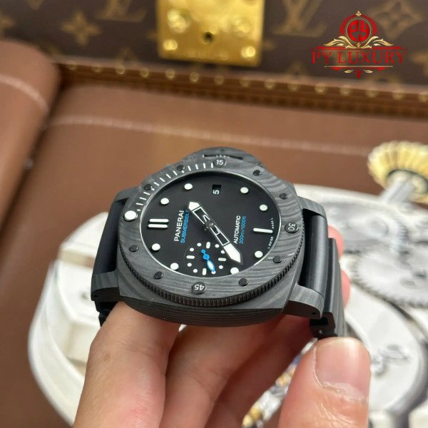 Panerai Submersible Carbotech™ PAM2231 Black Dial Rubber Band 1:1 Best Replica VSF 42mm