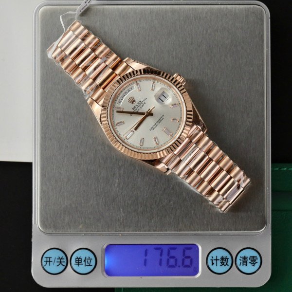 Rolex Day-Date 228235 Sundust Baguette Diamond Dial 18K Rose Gold Wrapped Best Replica V3 GMF 40mm