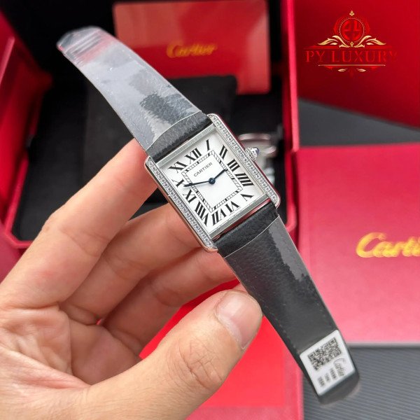 Cartier Tank Solo Large Model Silver Dial Steel Diamond Bezel Leather Strap Best Replica AF 34.8 x 27.4 mm