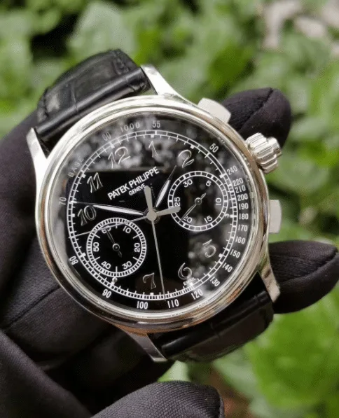 What watches does Mystic Seas protagonist Mark Ware like to collect?