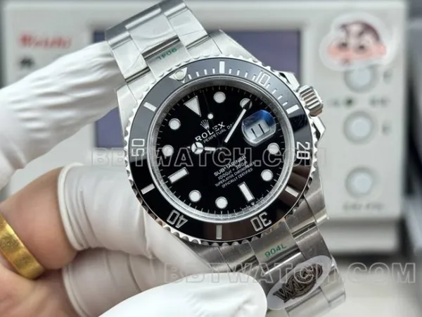 Rolex Submariner 126610 black and green dial top Collectwatch from WKD factory