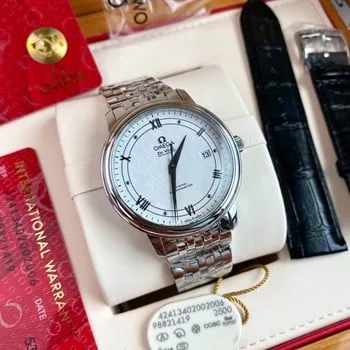 Omega Discus Strap Removal, Omega Constellation with Clothes