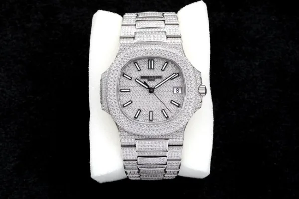 One to one Collectwatches can the average person see?