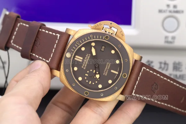 1-1 CollectWatches Strap Steel Analysis
