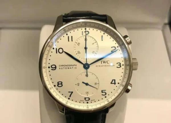1-1 Collectwatches dustproof equipment design