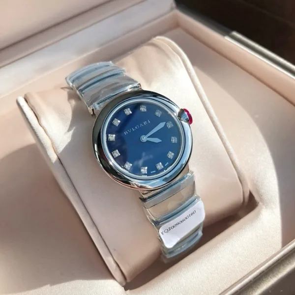 How about CollectBvlgari LVCEA series women's steel bracelet watches?