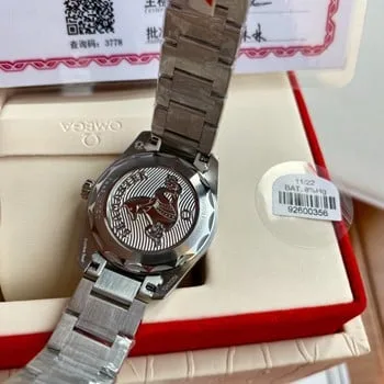 How to check the authenticity of Omega watches, blue Omega Seamaster 300 bracelet with
