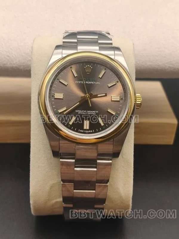 Rolex Oyster Perpetual 41 Gold Steel 134303 Top CollectWatch