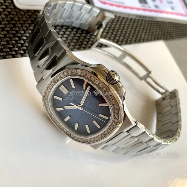 What are the cultural connotations of top quality Collectwatches?