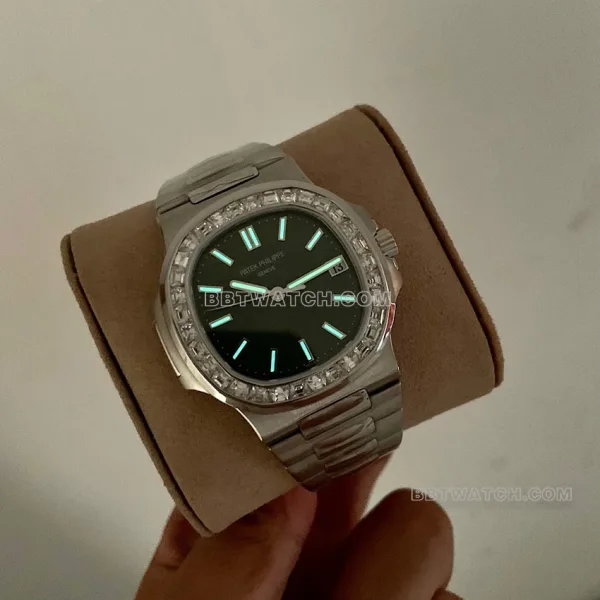 How to achieve accuracy in replica watches